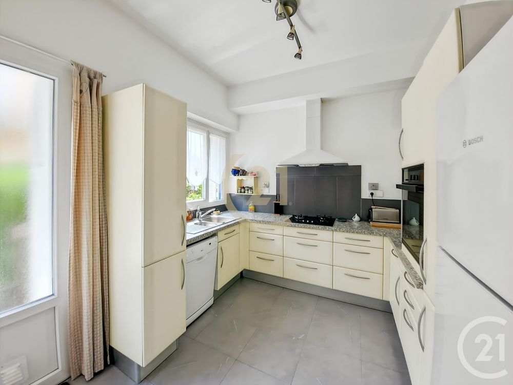 � vendre  Maison Lumio (20260)