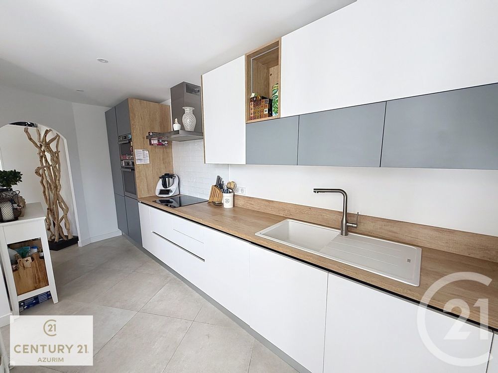 � vendre  Appartement Mandelieu-la-Napoule (06210)