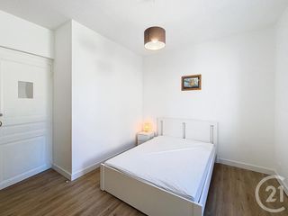  Appartement � louer 7 pi�ces 12 m� Tours