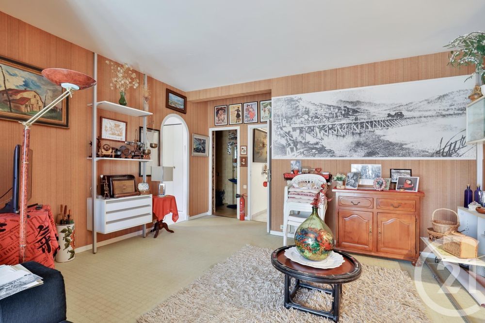 � vendre  Maison Saint-Laurent-du-Var (06700)