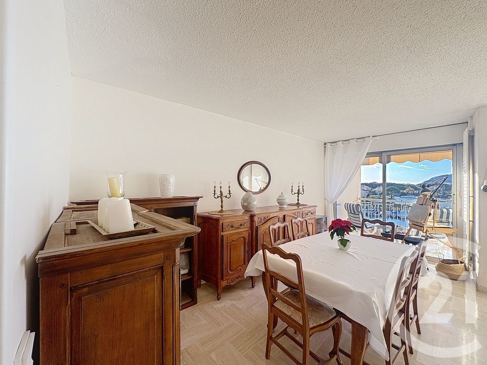 � vendre  Appartement Mandelieu-la-Napoule (06210)