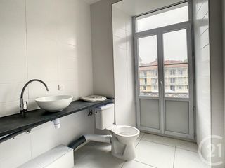  Appartement � louer 3 pi�ces 69 m�