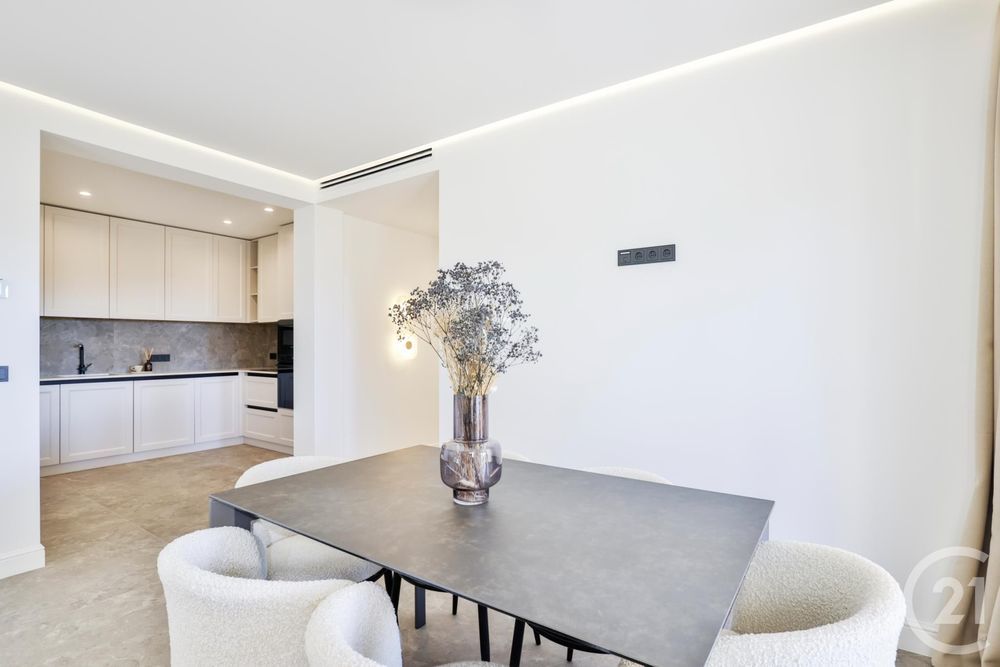 � vendre  Appartement Villefranche-sur-Mer (06230)