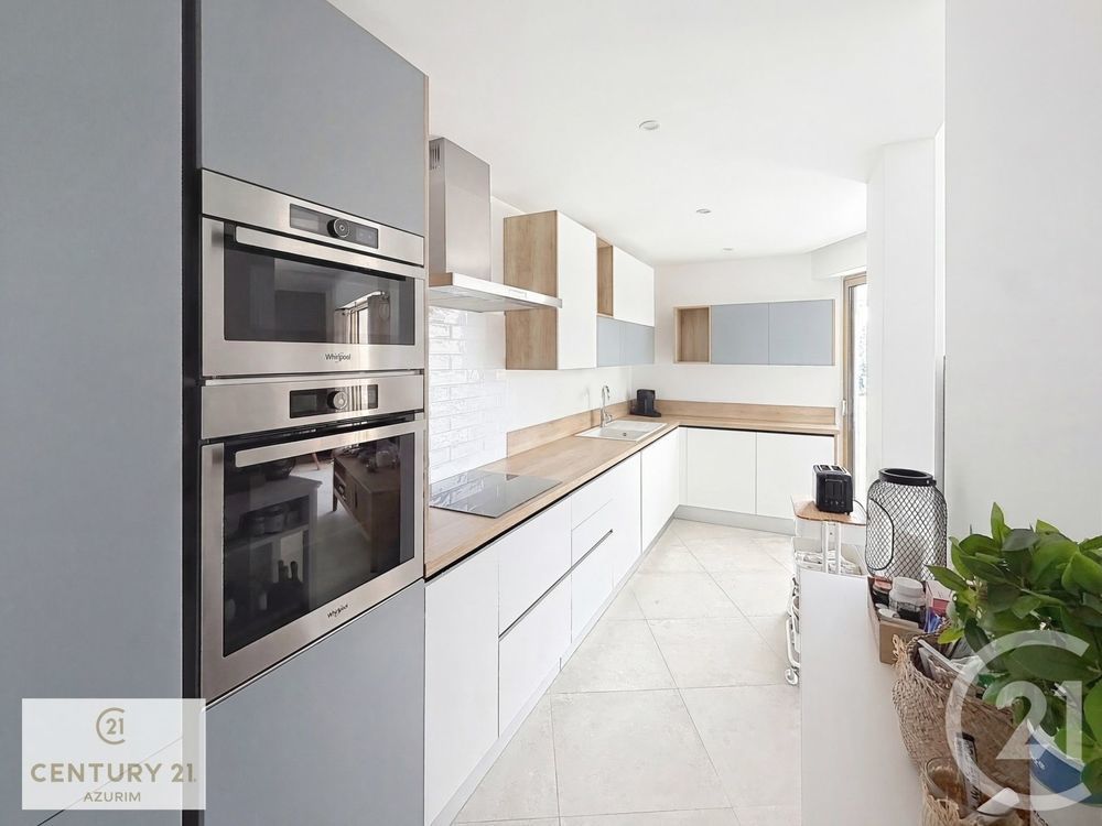 � vendre  Appartement Mandelieu-la-Napoule (06210)