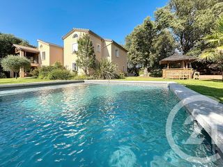  Maison � vendre 4 pi�ces 297 m�