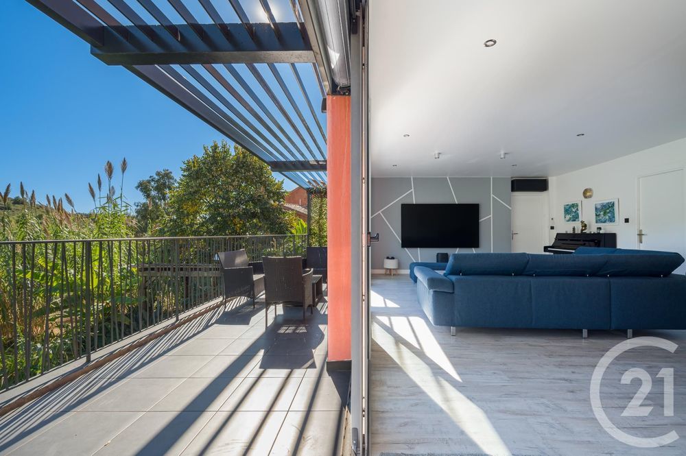 � vendre  Maison �ze (06360)