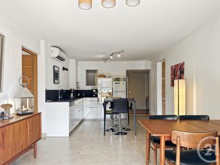  Appartement � vendre 4 pi�ces 96 m�