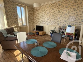  Immeuble � vendre 243 m�