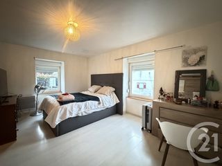  Immeuble � vendre 263 m�