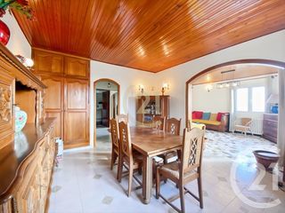  Appartement � louer 6 pi�ces 143 m�