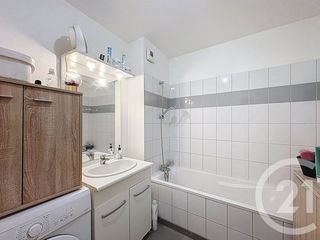  Appartement � louer 6 pi�ces 105 m�