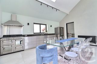  Maison � vendre 7 pi�ces 180 m�