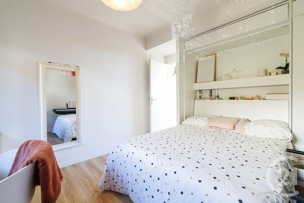 � vendre  Appartement �ze (06360)