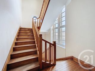  Maison � vendre 9 pi�ces 532 m�