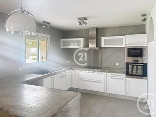  Maison � vendre 5 pi�ces 223 m�