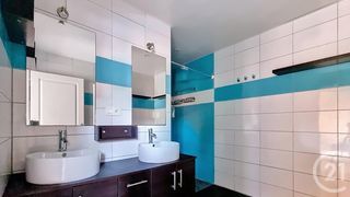  Maison � vendre 5 pi�ces 200 m�