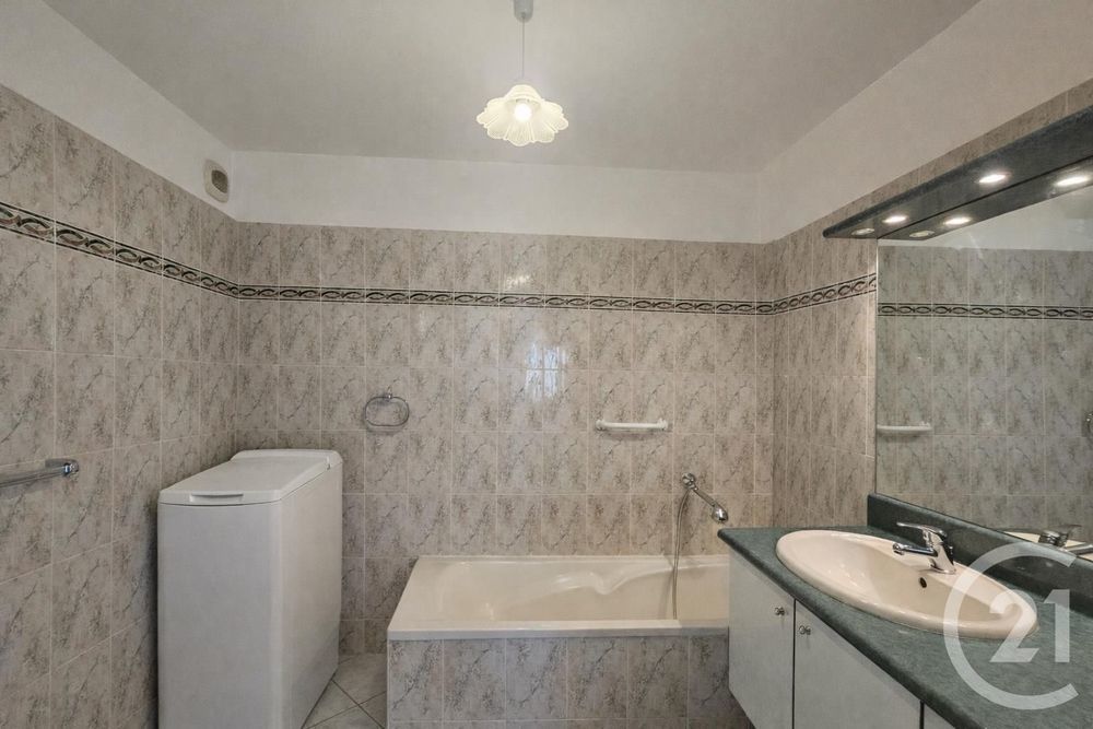 � vendre  Appartement Aix-les-Bains (73100)