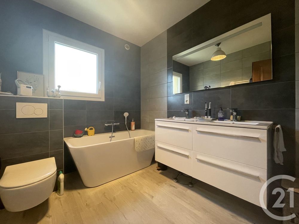 � vendre  Maison Saint-Av� (56890)