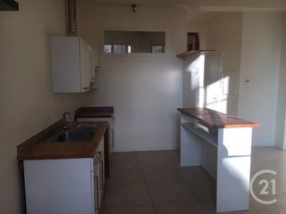  Appartement � louer 4 pi�ces 80 m�