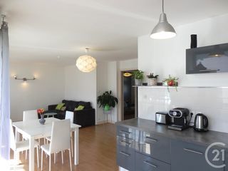  Appartement � louer 3 pi�ces 70 m�