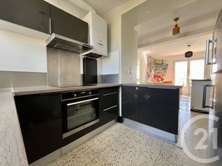  Appartement � louer 4 pi�ces 66 m�