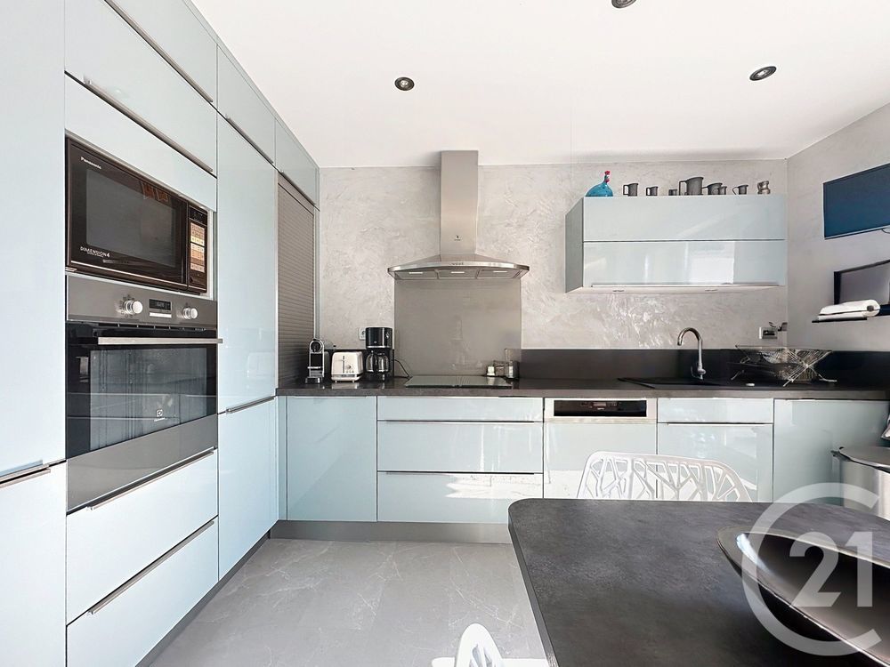 � vendre  Appartement Mandelieu-la-Napoule (06210)