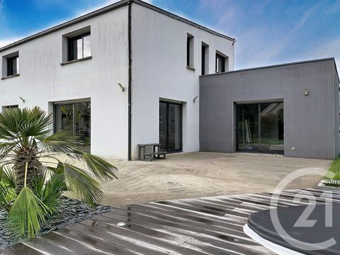   Vente Maison Maison - 7 pi�ce(s) - 192 m�