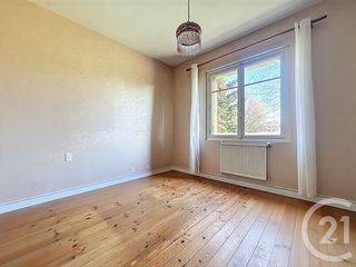  Maison � vendre 6 pi�ces 220 m�