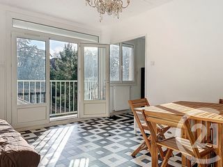  Appartement � vendre 4 pi�ces 73 m�