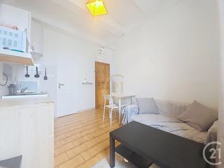  Immeuble � vendre 126 m�