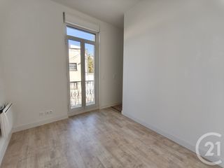  Immeuble � vendre 180 m�