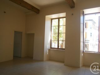  Appartement � louer 4 pi�ces 80 m�