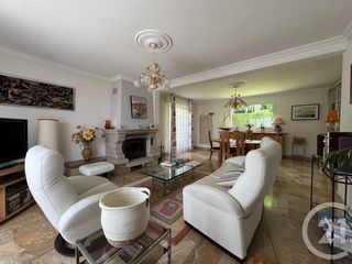  Maison � vendre 6 pi�ces 254 m�