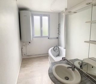  Appartement � louer 3 pi�ces 53 m�