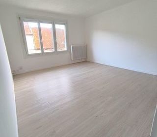  Appartement � louer 4 pi�ces 75 m�