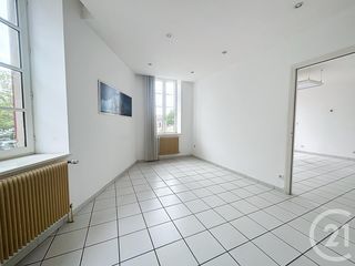  Appartement � louer 4 pi�ces 80 m�