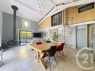  Maison � vendre 15 + pi�ces 394 m�