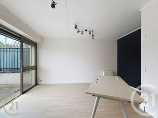  Appartement � louer 2 pi�ces 55 m�