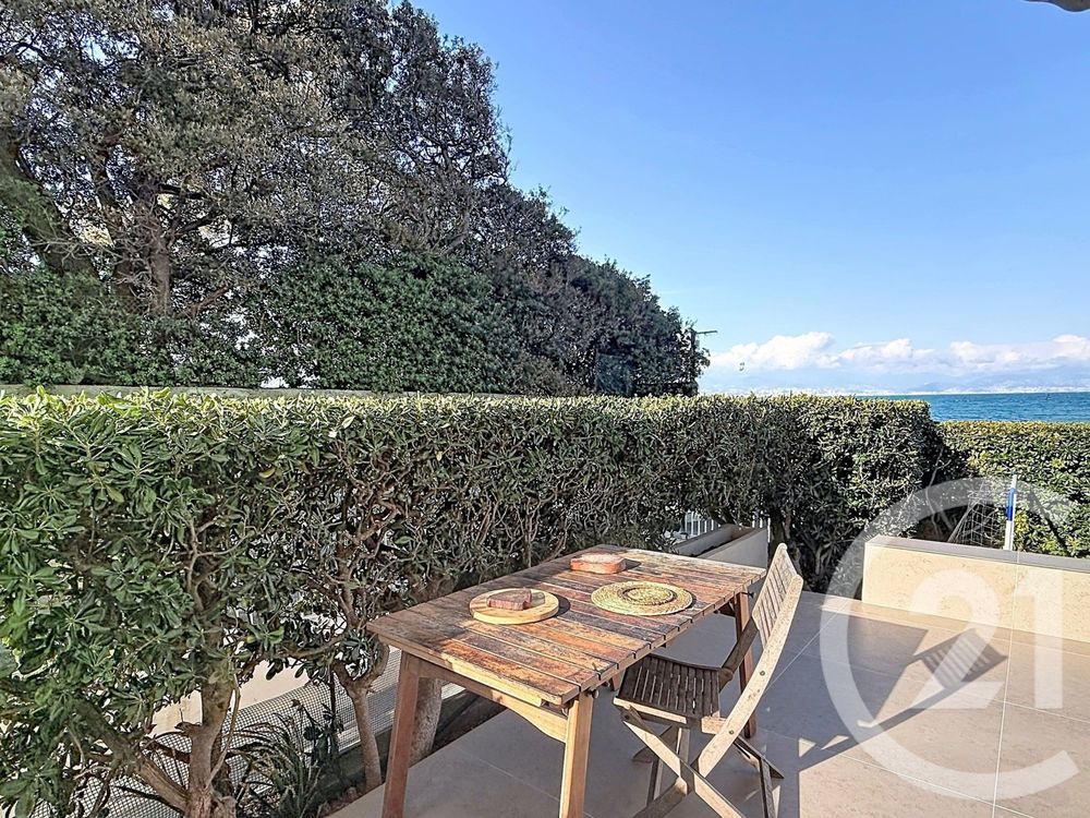 � vendre  Appartement Antibes (06600)