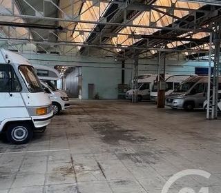  Immeuble � vendre 3200 m�