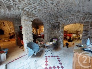  Maison � vendre 9 pi�ces 268 m�