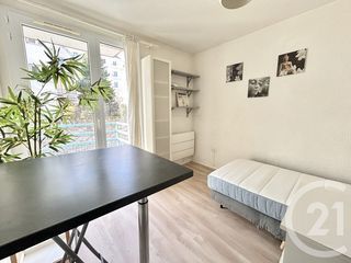  Appartement � louer 1 pi�ce 14 m�