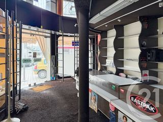  Immeuble � vendre 93 m�