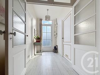  Maison � vendre 6 pi�ces 233 m�