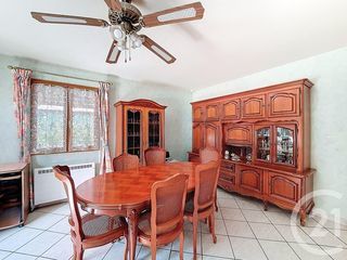  Maison � vendre 6 pi�ces 209 m�