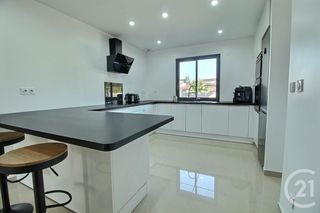  Maison � vendre 5 pi�ces 140 m�