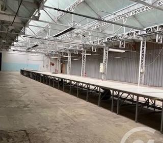  Immeuble � vendre 3200 m�