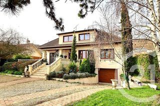  Maison � vendre 6 pi�ces 240 m�