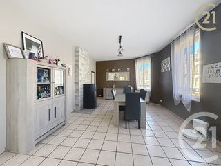  Maison � vendre 6 pi�ces 233 m�