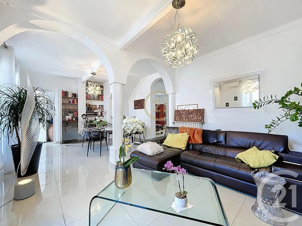 � vendre  Maison Antibes (06600)